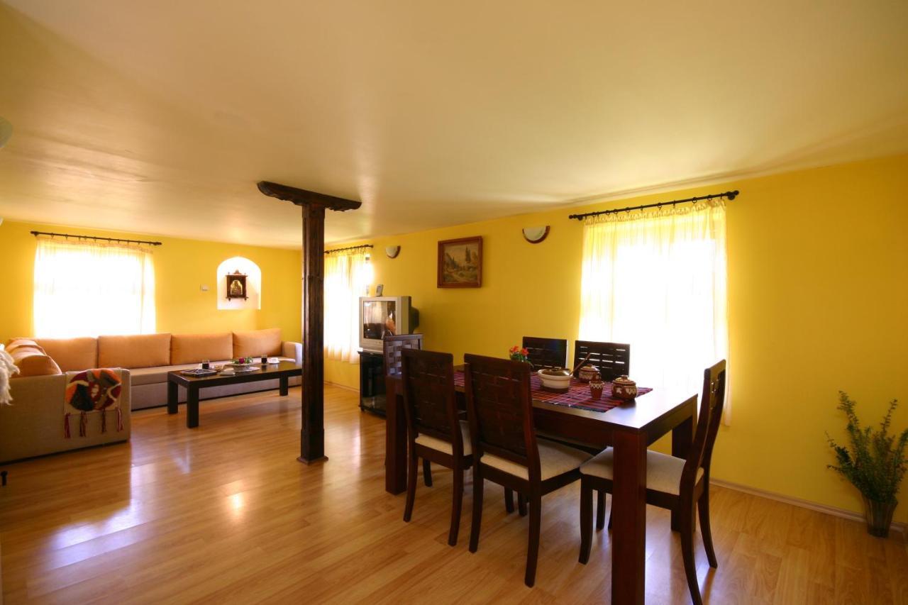 Private 4Br-2Ba Guest House Dryanovo With Pool And Free Parking Екстериор снимка